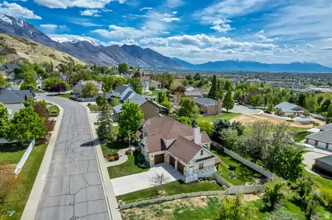 View/Area - 744 E Sunrise Dr N, Orem, UT 84097 photo 12 of 20