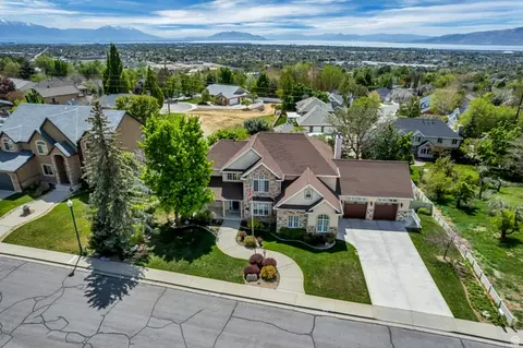 View/Area - 744 E Sunrise Dr N, Orem, UT 84097 photo 15 of 20