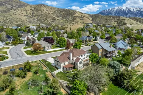 View/Area - 744 E Sunrise Dr N, Orem, UT 84097 photo 9 of 20