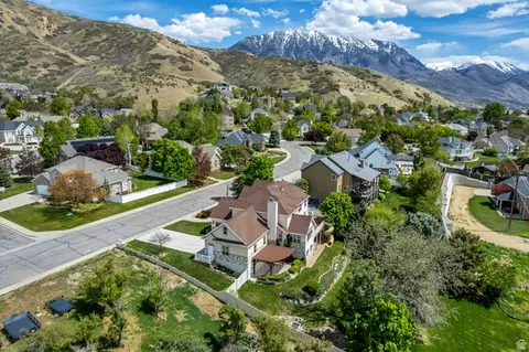 View/Area - 744 E Sunrise Dr N, Orem, UT 84097 photo 10 of 20