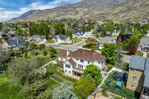 View/Area - 744 E Sunrise Dr N, Orem, UT 84097 photo 5 of 20