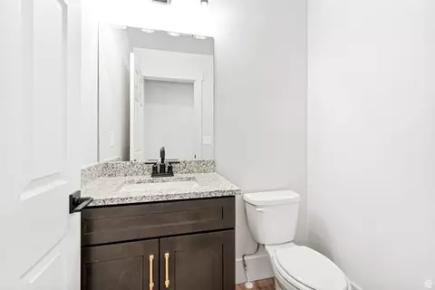Bath - 529 N Haven Dr, Mapleton, UT 84664 photo 1 of 3