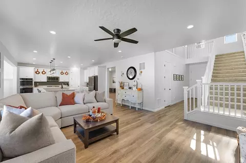 Entry Way - 1077 E Postmark Pl, Eagle Mountain, UT 84005 photo 1 of 5