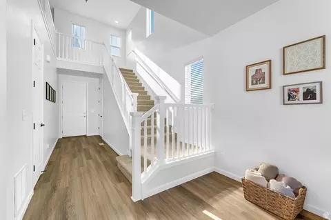 Entry Way - 1077 E Postmark Pl, Eagle Mountain, UT 84005 photo 2 of 5
