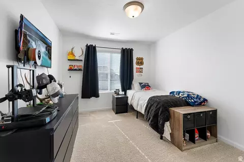 Bedroom - 1077 E Postmark Pl, Eagle Mountain, UT 84005 photo 3 of 4
