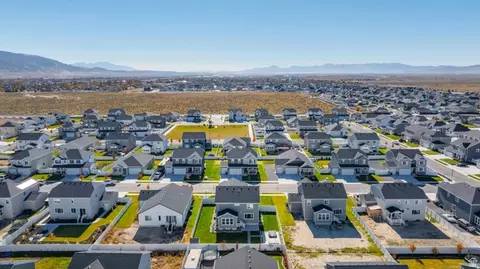 View/Area - 1077 E Postmark Pl, Eagle Mountain, UT 84005 photo 3 of 6
