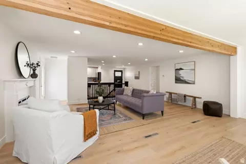 Living - 1265 N 850 E, Bountiful, UT 84010 photo 4 of 6