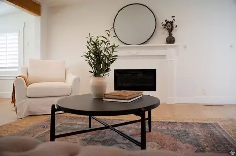 Living - 1265 N 850 E, Bountiful, UT 84010 photo 3 of 6