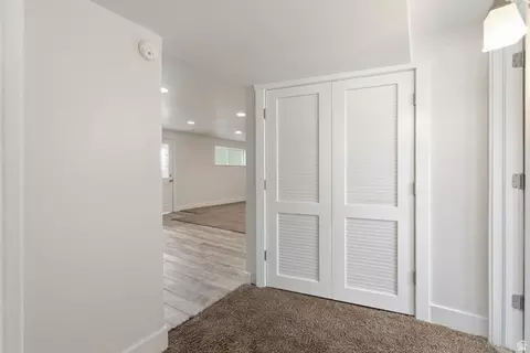 Entry Way - 1265 N 850 E, Bountiful, UT 84010 photo 3 of 3