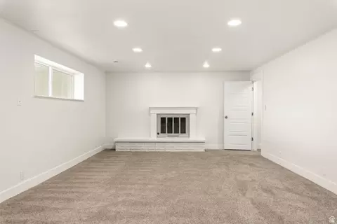 Living - 1265 N 850 E, Bountiful, UT 84010 photo 6 of 6