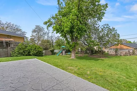 Exterior - 1265 N 850 E, Bountiful, UT 84010 photo 4 of 6