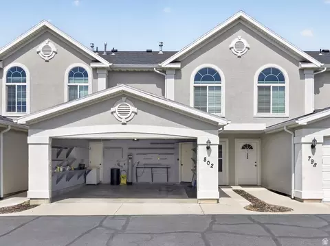 Exterior - 802 W Sugar Maple Ct S, Payson, UT 84651 photo 2 of 3
