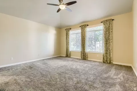 Living - 2066 E Tivoli Ct, Draper, UT 84020 photo 2 of 5