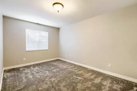 Bedroom - 2066 E Tivoli Ct, Draper, UT 84020 photo 3 of 4