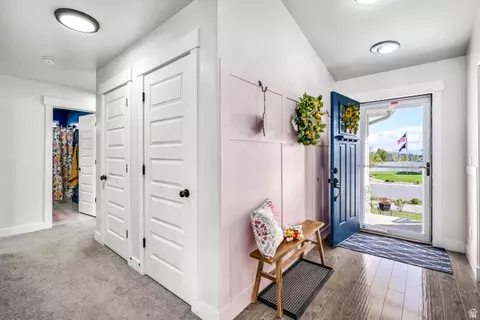 Entry Way - 2315 E Dugway Dr, Eagle Mountain, UT 84005 photo 2 of 3