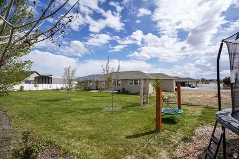 Exterior - 2315 E Dugway Dr, Eagle Mountain, UT 84005 photo 18 of 43
