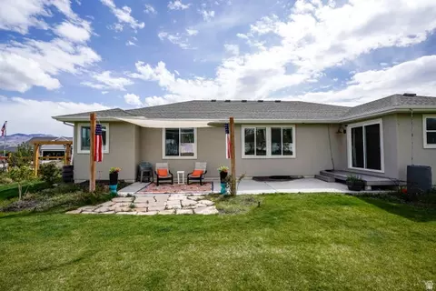Exterior - 2315 E Dugway Dr, Eagle Mountain, UT 84005 photo 9 of 43