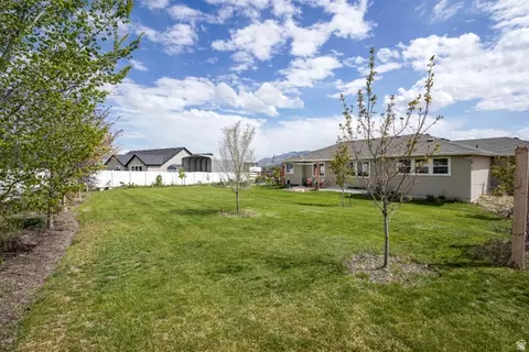 Exterior - 2315 E Dugway Dr, Eagle Mountain, UT 84005 photo 15 of 43