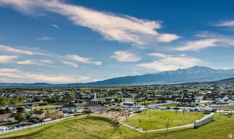 View/Area - 2315 E Dugway Dr, Eagle Mountain, UT 84005 photo 8 of 11