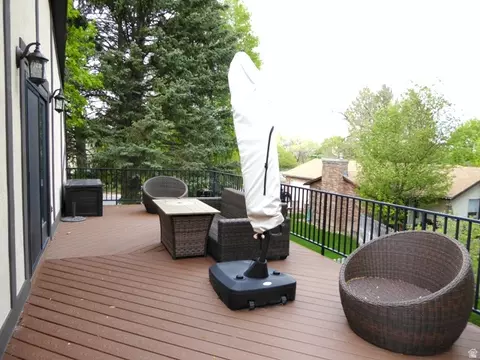 Exterior - 1340 Cliffside Dr, Logan, UT 84321 photo 4 of 8