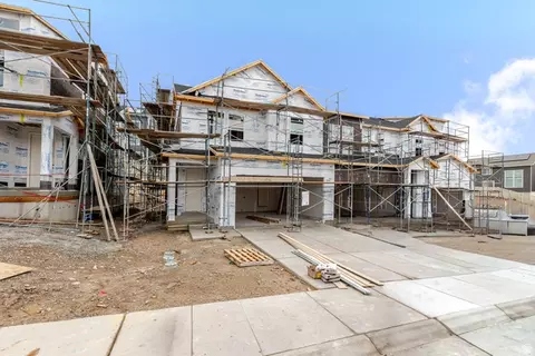 1504 W Banner Dr #825, Saratoga Springs, UT 84045