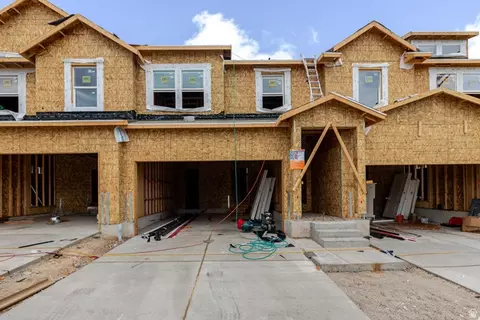1502 W Banner Dr #826, Saratoga Springs, UT 84045