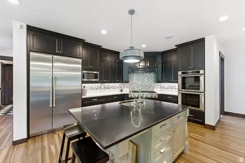 Kitchen - 257 E Deer Ridge Way #9, Midway, UT 84049 photo 4 of 7