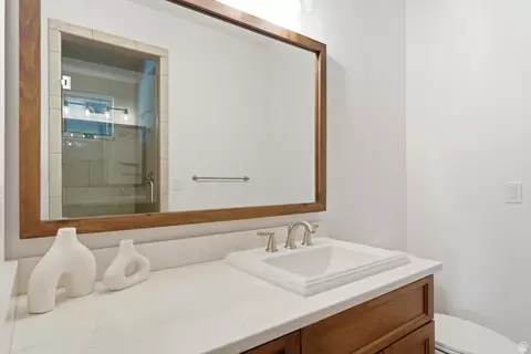 Bath - 257 E Deer Ridge Way #9, Midway, UT 84049 photo 4 of 5