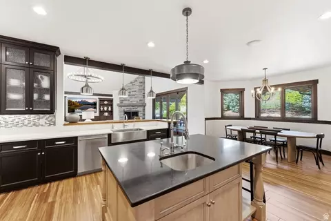 Kitchen - 257 E Deer Ridge Way #9, Midway, UT 84049 photo 6 of 7