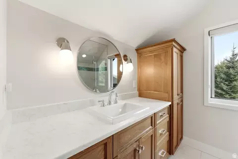 Bath - 257 E Deer Ridge Way #9, Midway, UT 84049 photo 5 of 5