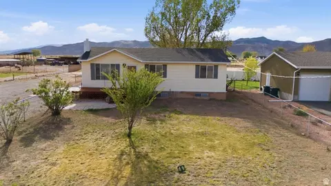 337 N Main St, Central Valley, UT 84754