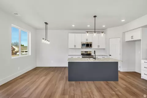 Kitchen - 547 N Haven Dr, Mapleton, UT 84664 photo 1 of 3