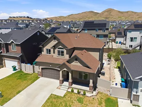 778 W Sunrise Way N, Lehi, UT 84043