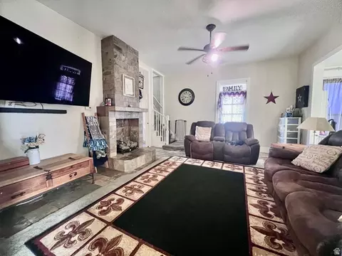 Living - 11 S 200 E, Meadow, UT 84644 photo 3 of 7