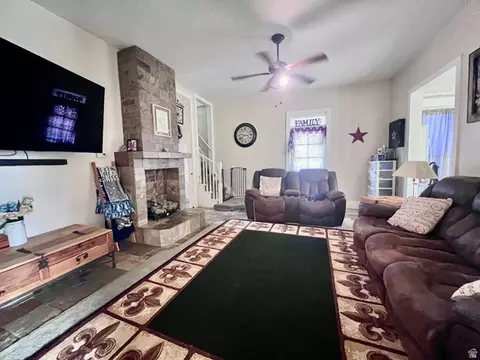 Living - 11 S 200 E, Meadow, UT 84644 photo 1 of 7