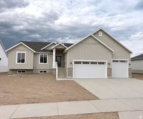 4740 W 25 N, West Point, UT 84015