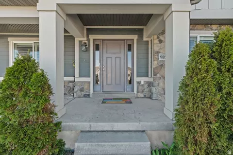 9552 N Horizon Dr W #113, Eagle Mountain, UT 84005