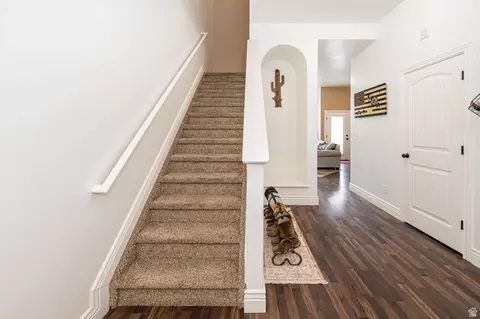 Entry Way - 111 E 690 S, Smithfield, UT 84335 photo 2 of 2