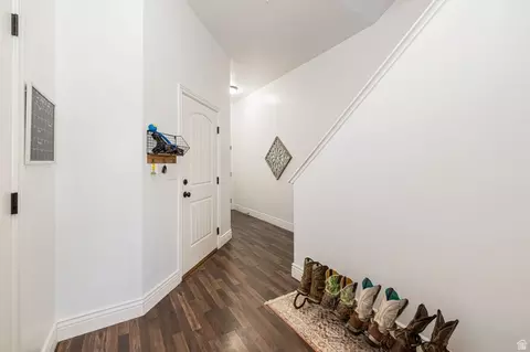 Entry Way - 111 E 690 S, Smithfield, UT 84335 photo 1 of 2