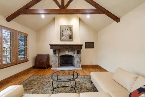 Living - 3168 E Bavarian Ct, Sandy, UT 84093 photo 2 of 2