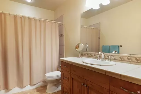 Bath - 3168 E Bavarian Ct, Sandy, UT 84093 photo 5 of 5