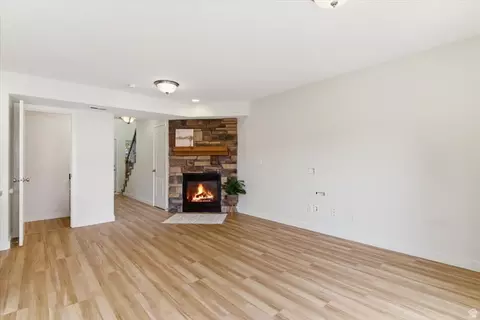 Living - 2082 N Evans Cove Loop W, Layton, UT 84041 photo 1 of 5