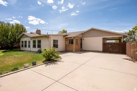 Exterior - 1069 S Cedar Knolls Dr W, Cedar City, UT 84720 photo 5 of 12