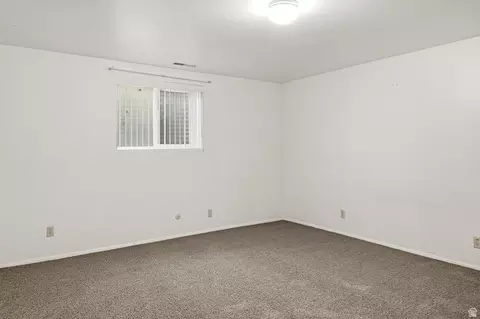 Bedroom - 1069 S Cedar Knolls Dr W, Cedar City, UT 84720 photo 9 of 10