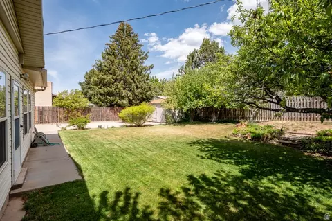 Exterior - 1069 S Cedar Knolls Dr W, Cedar City, UT 84720 photo 8 of 12
