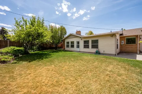 Exterior - 1069 S Cedar Knolls Dr W, Cedar City, UT 84720 photo 7 of 12