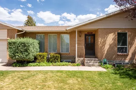 Exterior - 1069 S Cedar Knolls Dr W, Cedar City, UT 84720 photo 3 of 12