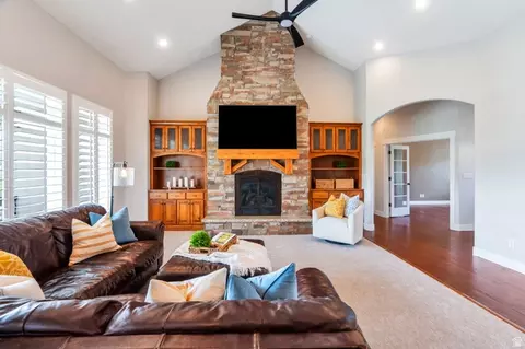 Living - 1355 W 1000 S, Mapleton, UT 84664 photo 1 of 4