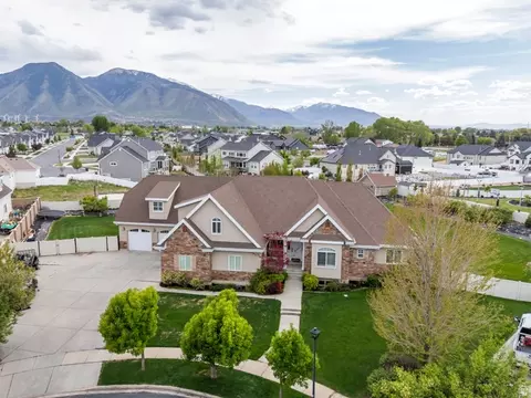 View/Area - 1355 W 1000 S, Mapleton, UT 84664 photo 3 of 15