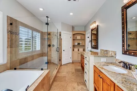 Bath - 1355 W 1000 S, Mapleton, UT 84664 photo 1 of 9